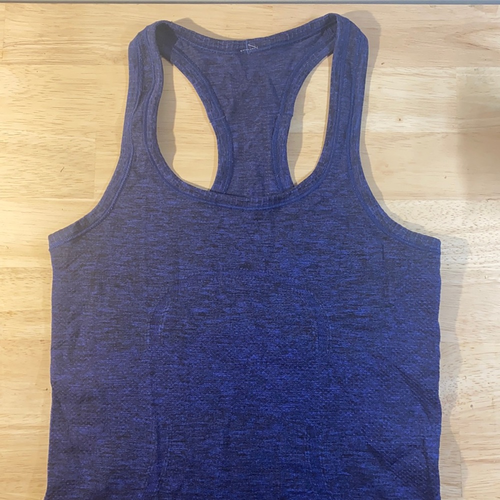 Lululemon Swiftly Tech Razorback blue heathered
